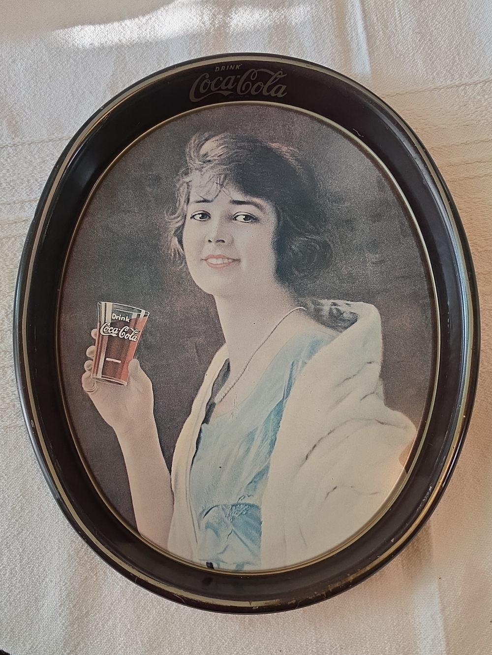 Vintage Coca-Cola advertising tray from 1973